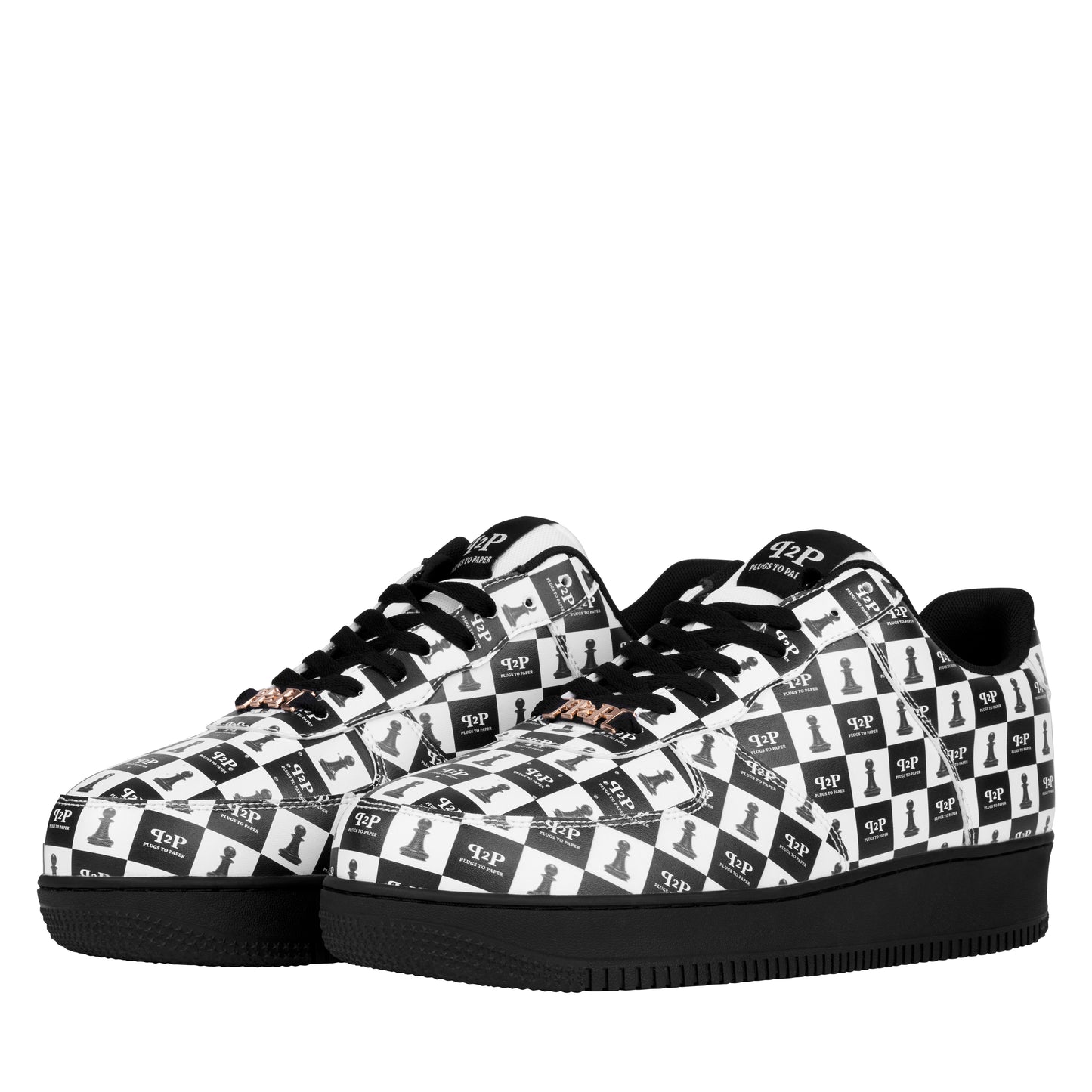 PLUGS TO PAPER Chessboard Trainers - Black